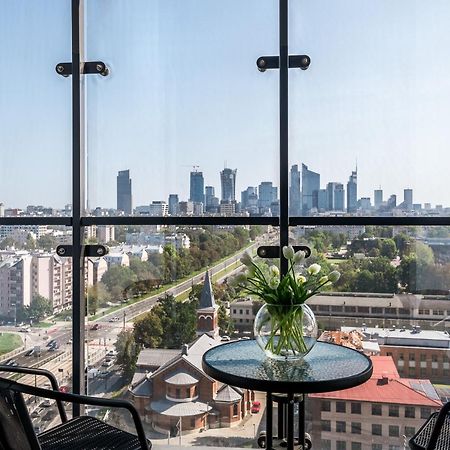Wola Tower Deluxe Separate Bedroom With Free Garage - By Perfect Apart Варшава Екстер'єр фото